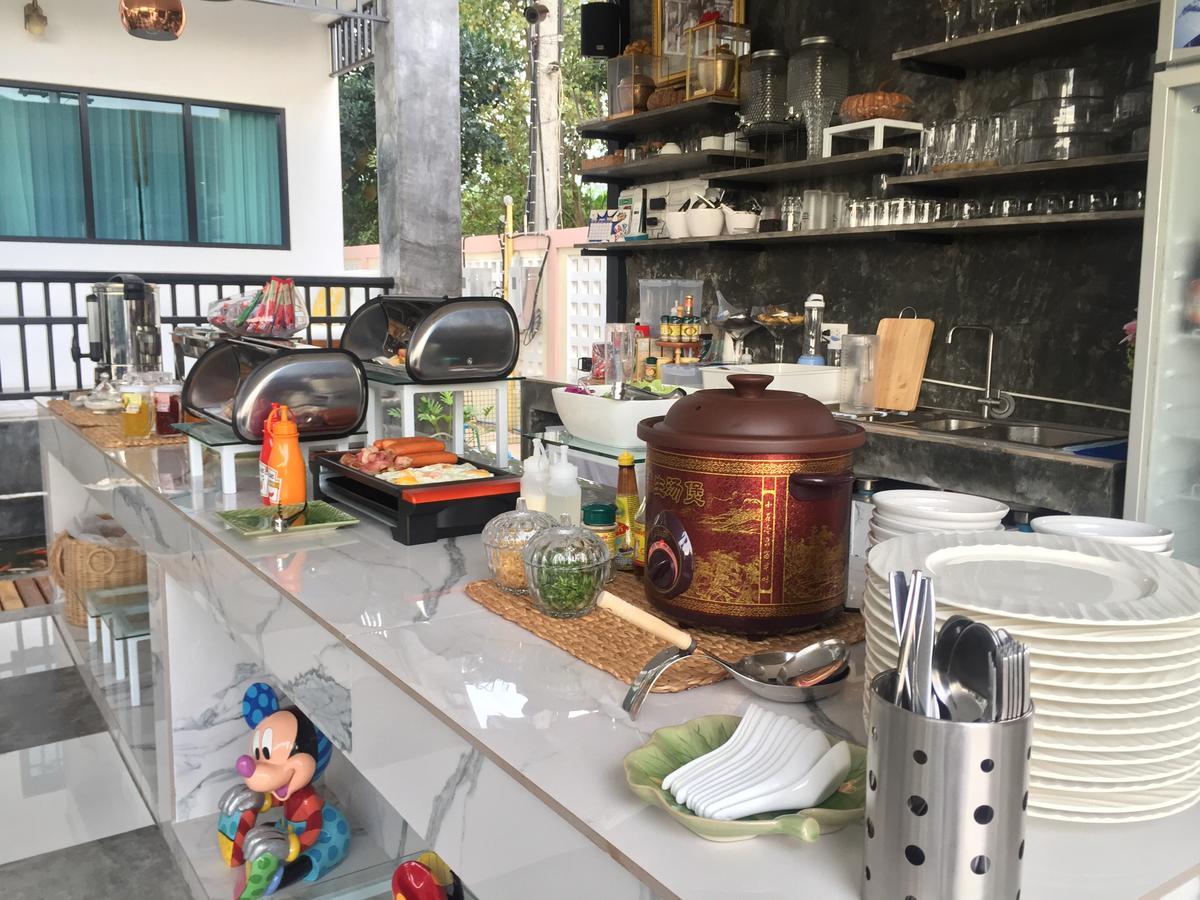 Phetcharat Grand Hotel Maesot Mae Sot Extérieur photo