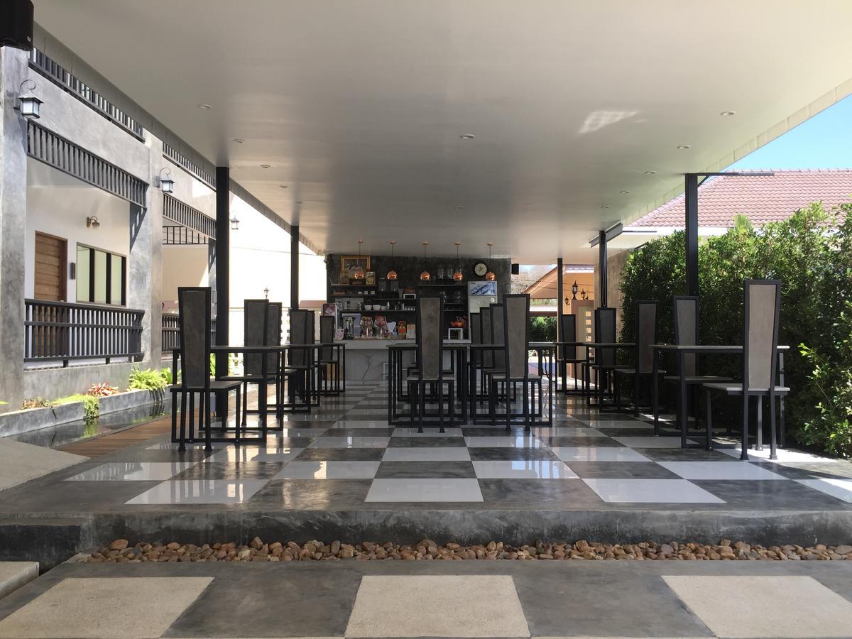 Phetcharat Grand Hotel Maesot Mae Sot Extérieur photo