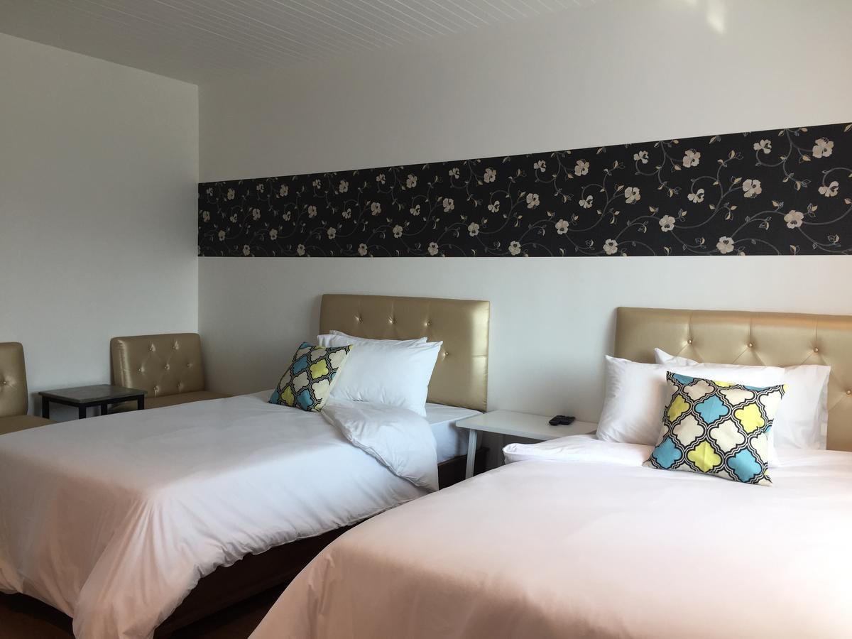 Phetcharat Grand Hotel Maesot Mae Sot Extérieur photo
