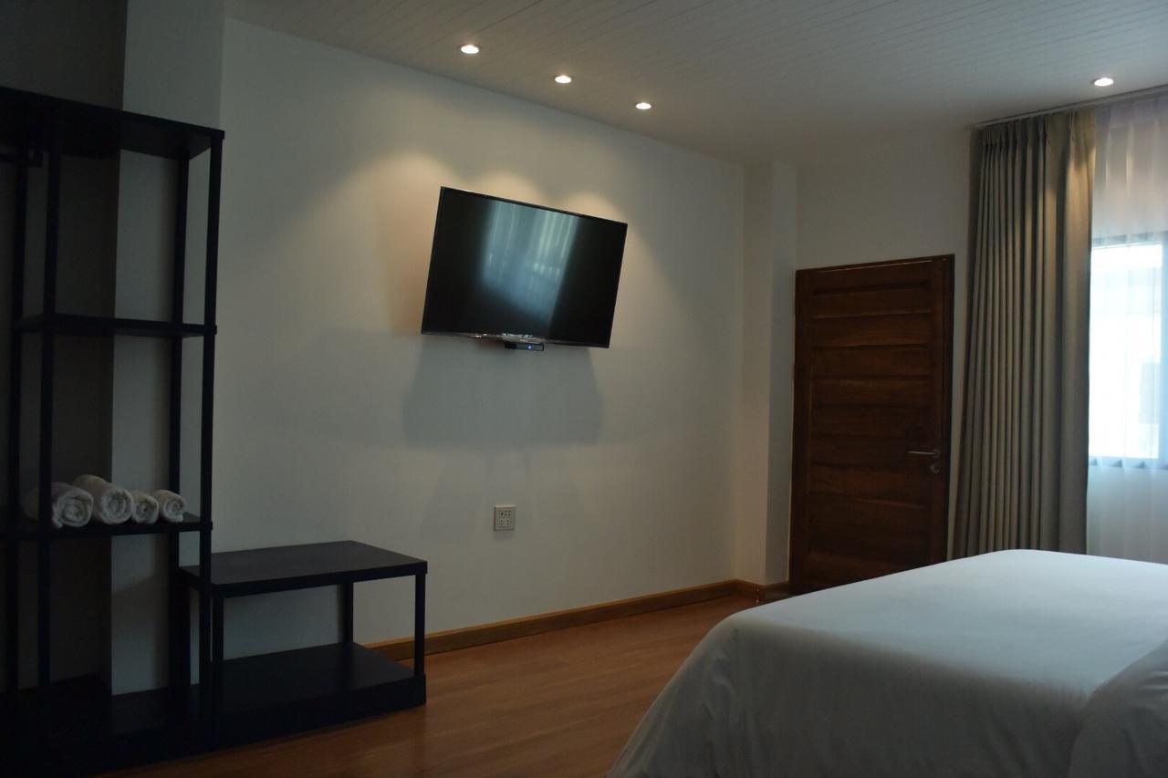 Phetcharat Grand Hotel Maesot Mae Sot Extérieur photo
