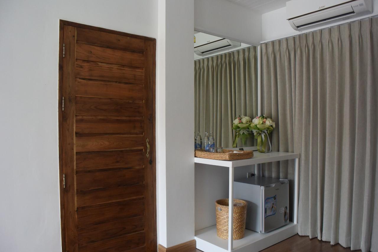 Phetcharat Grand Hotel Maesot Mae Sot Extérieur photo