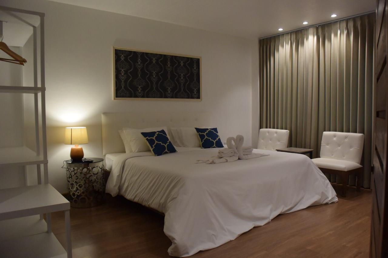Phetcharat Grand Hotel Maesot Mae Sot Extérieur photo